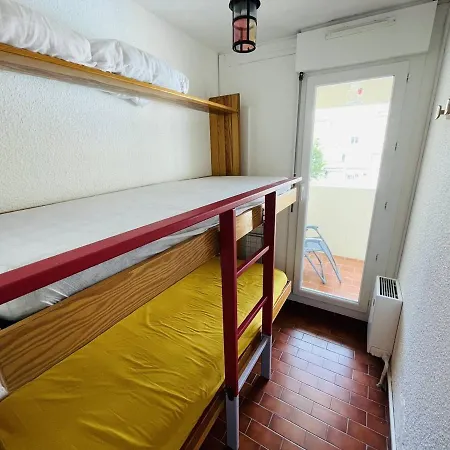 Apartment Pres Plage, Port Et Piscine, Parking Prive - Fr-1-723-111