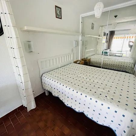 Pres Plage, Port Et Piscine, Parking Prive - Fr-1-723-111 Apartment Agde