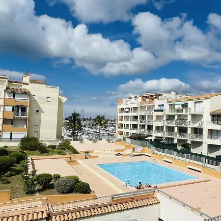 Pres Plage, Port Et Piscine, Parking Prive - Fr-1-723-111 * Agde